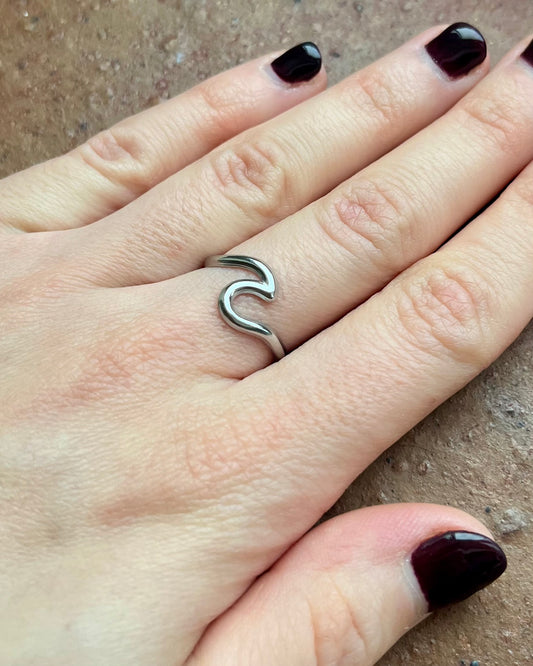 Wave Ring (Silver)