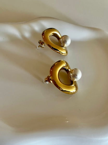 Naples Pearl Earrings