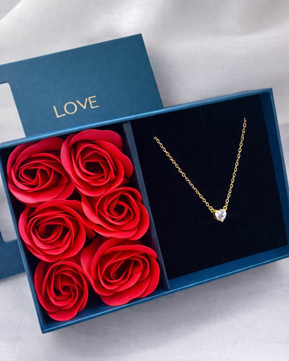 Heart zircon necklace
