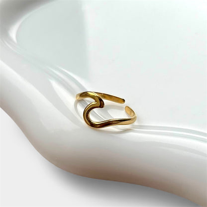 Wave Ring (Gold)