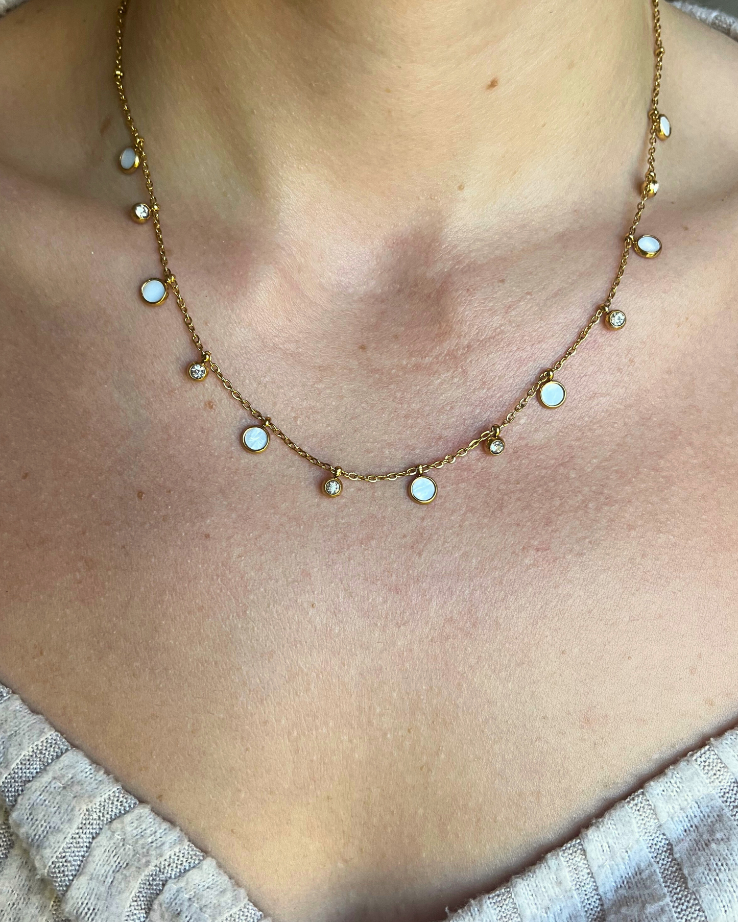 Santorini Necklace (White)