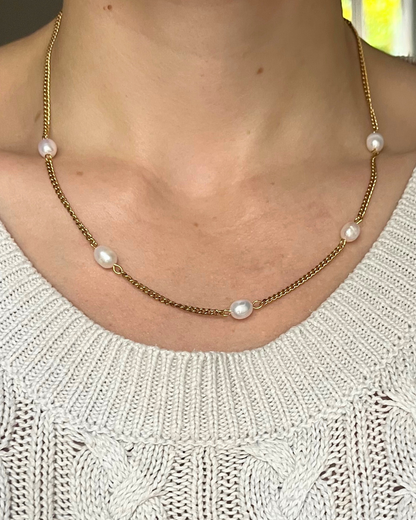 Pearls Necklace